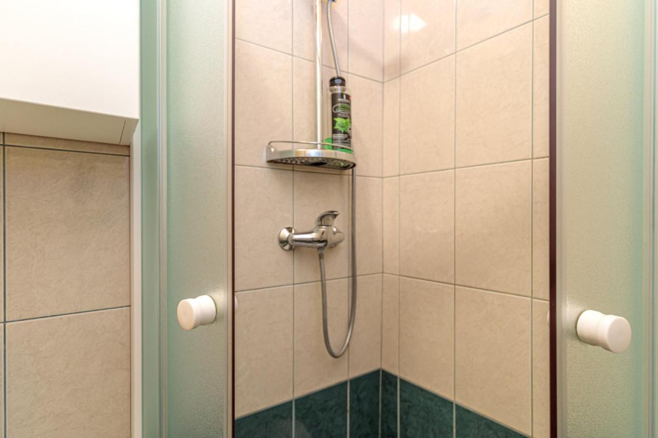 Rooms Nela Hum Dış mekan fotoğraf